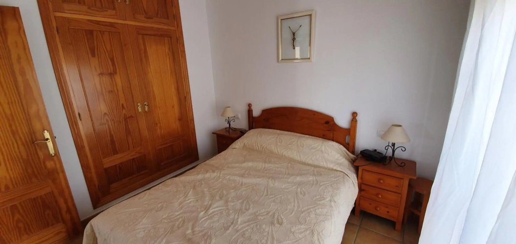 Casa con jardín privado cerca de la playa, para descansar y relajarse