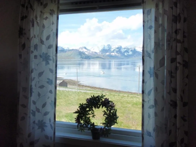 Apartment with sea view