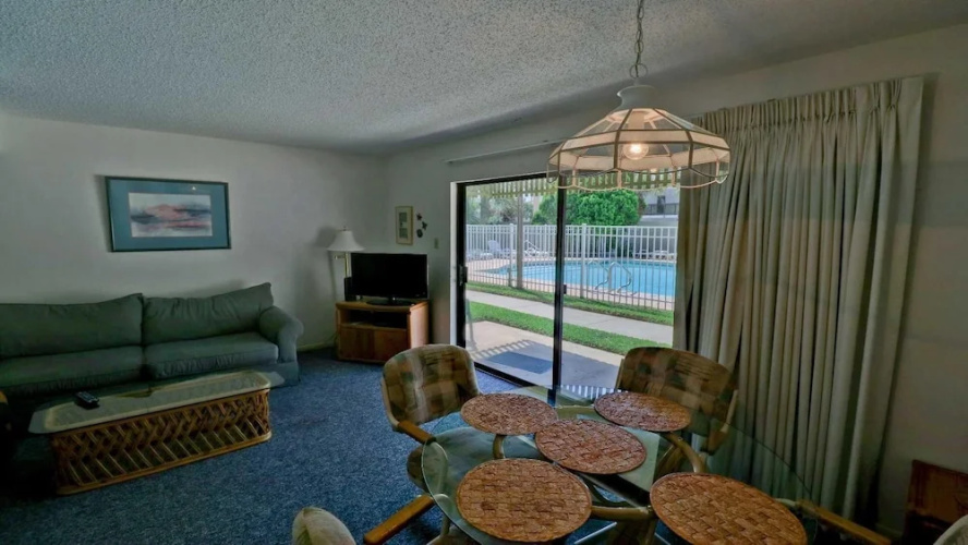 112 - 1 Br Condo