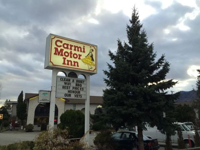 Carmi Motel