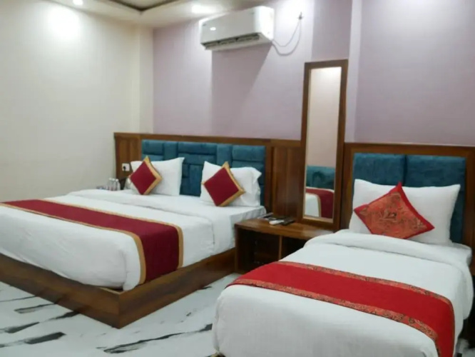 Hotel AyushMan Inn