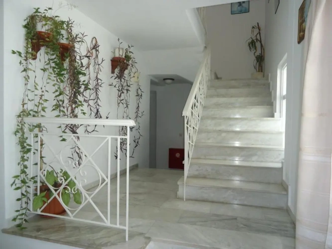 Studio with balcony and with garden view