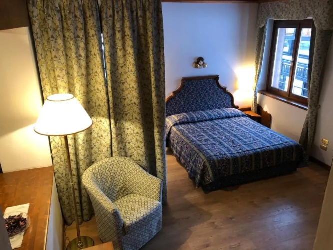 Suite with balcony and with view