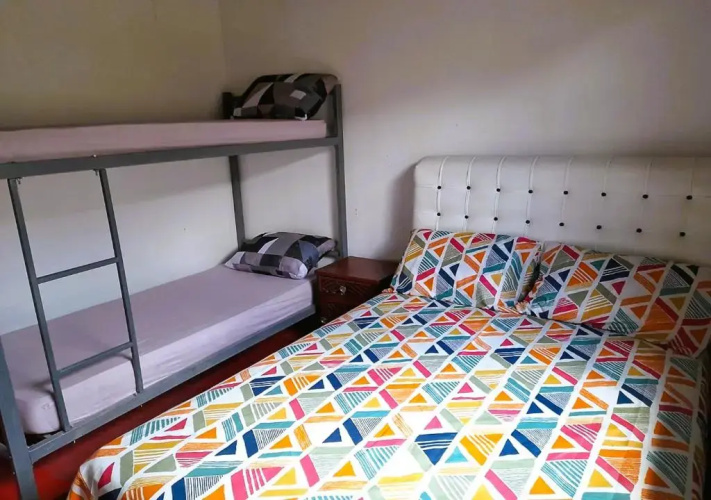 Hostel 3.5