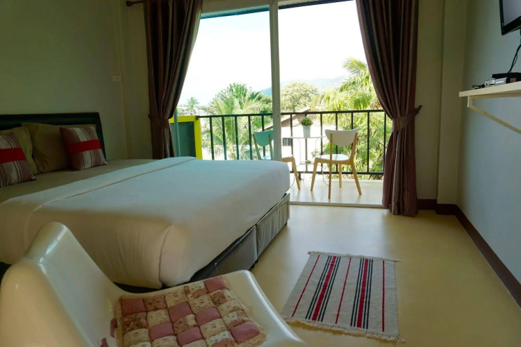 Lom La Lanta Hotel