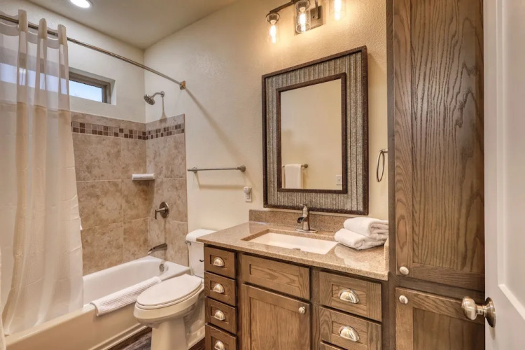 Black Hills Retreat-hardrocker Haven