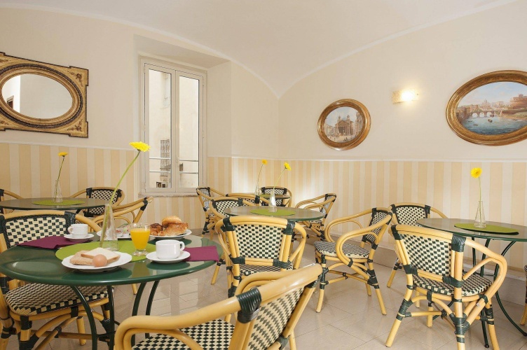 Hotel Des Artistes photo 27
