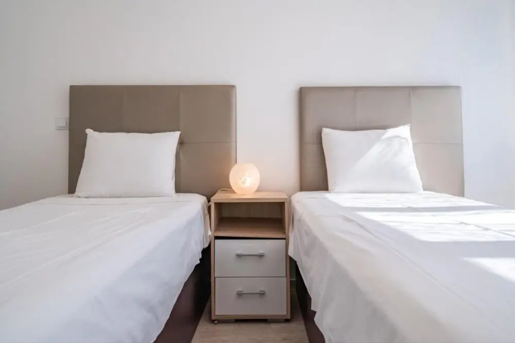 Akicity Lisboa Pearl II
