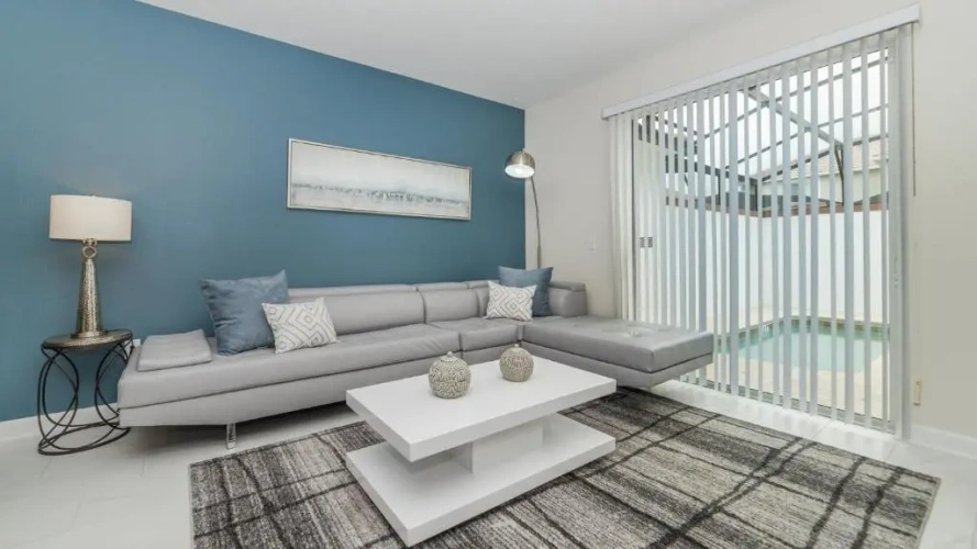 4 Bedrooms Cottage