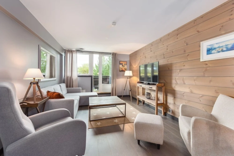 2 Bedrooms Apartment with balcony