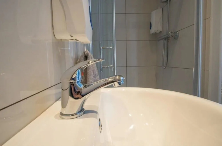 Derry Hostel & Guest House