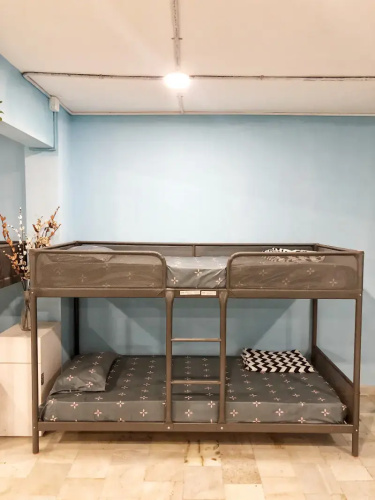 Urban Nomads Pods