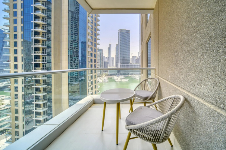 Attessa - 1405- DM in Dubai