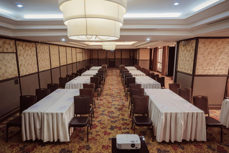 Ramada by Wyndham Manila Central