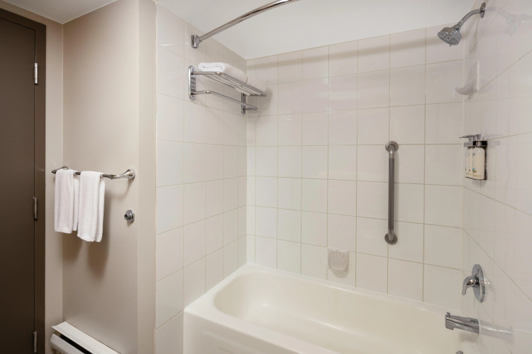 Holiday Inn Vancouver Airport- Richmond photo 10