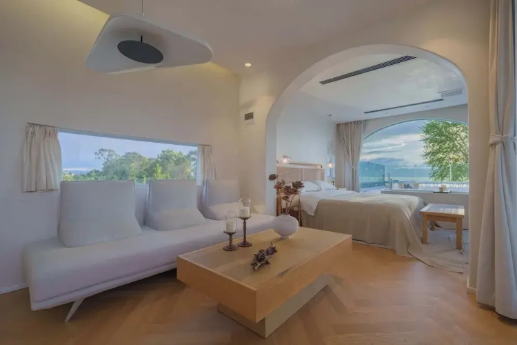 Standard Double room with ocean view