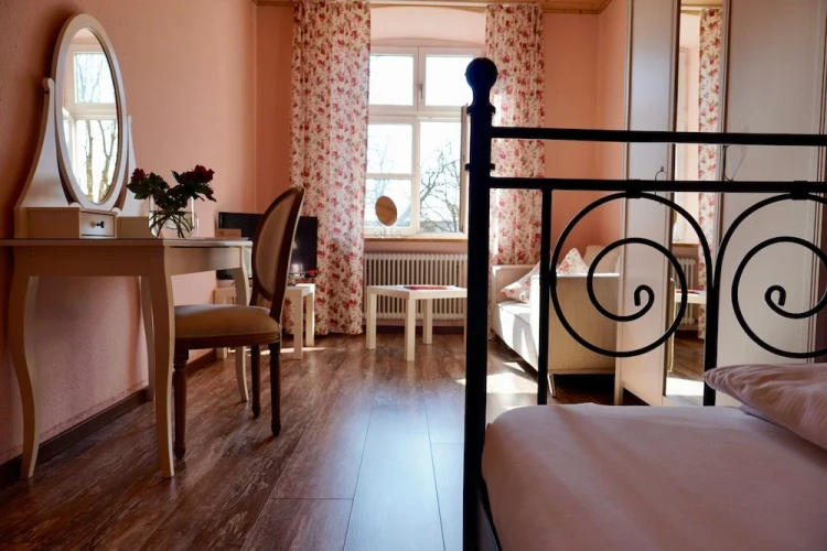 1 Bedroom Royal Single room