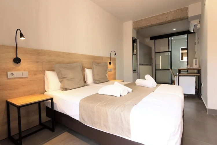 Superior Triple room with balcony and with city view