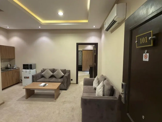 Deluxe Suite