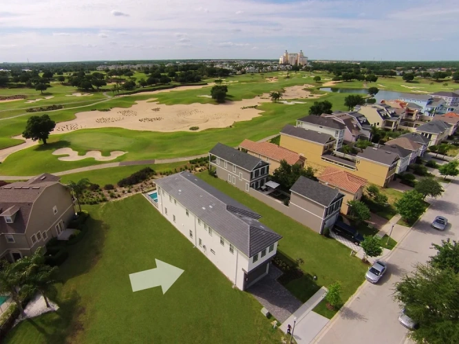 5 Bedrooms Family Villa with golf view