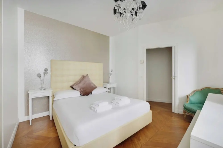 Charming 2br/4p - Georges V / Champs-elysees