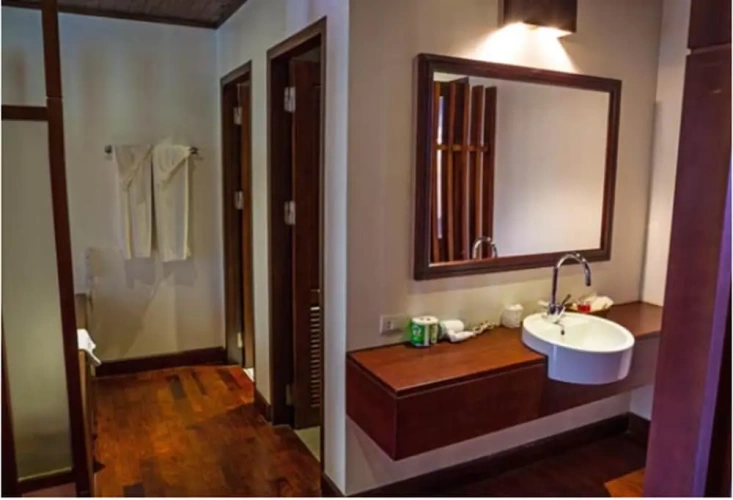 Premier Suite with balcony