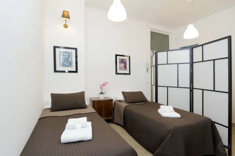 Vatican - WR Apartments