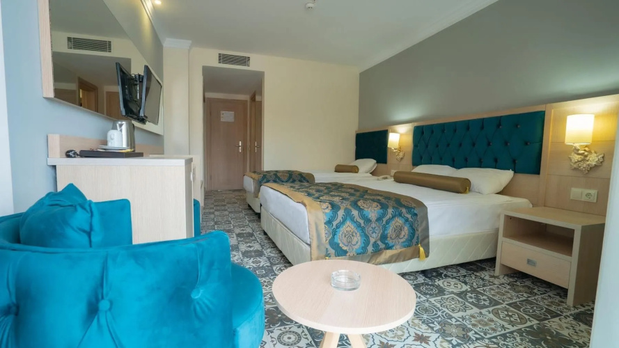 Dream World Palace Hotel