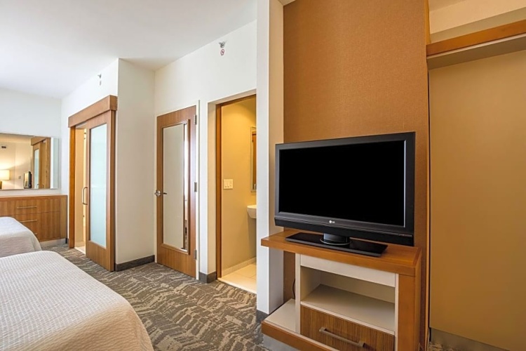 Quadruple Suite