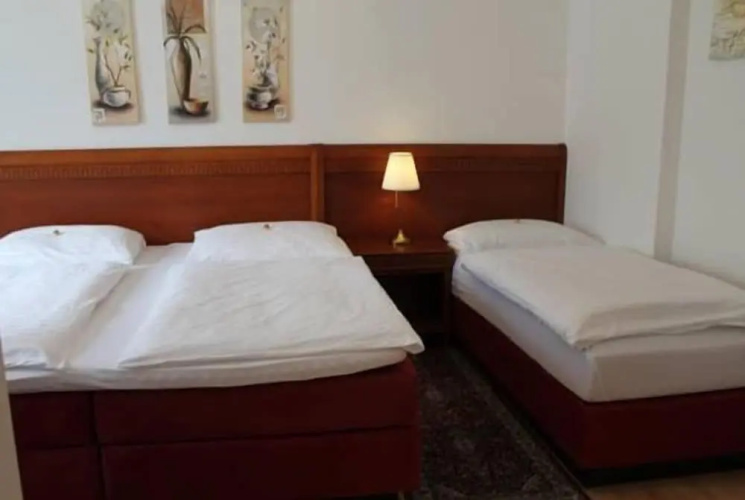 Amadeus Pension Baden