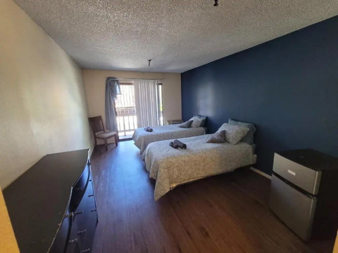 (A04) Simple Budget Private Studio Unit