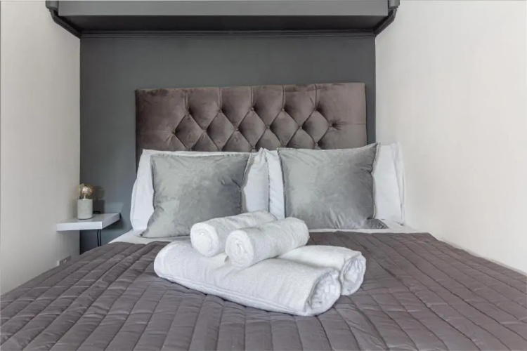 Studio Apartment in Worcester City Centre!