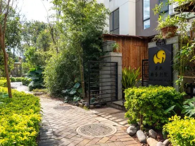 Dian Chi Lake Villa
