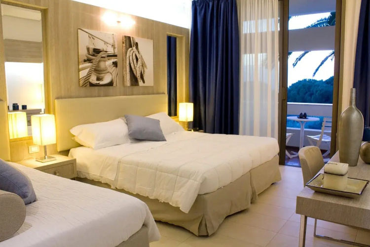 MClub Lipari