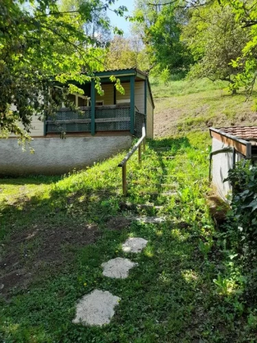 2 Bedrooms Chalet
