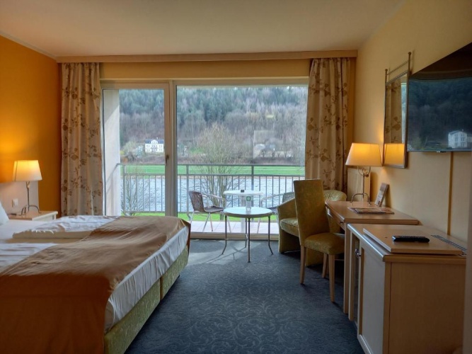 Standard Double room with balcony and with river view