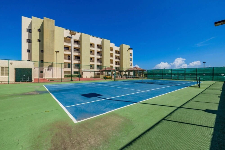 One Bedroom Ground Floor With a Pool View