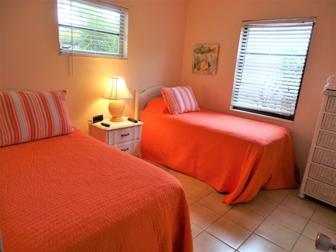 Aloha Kai - Unit 28 2 Bedrooms 2 Bathrooms Apts