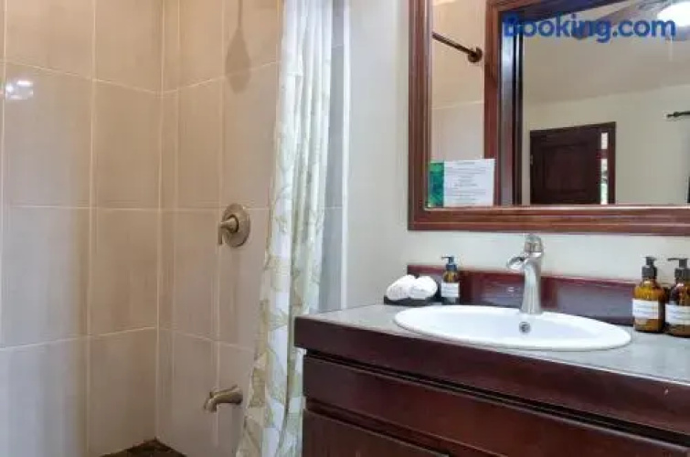 Hona Beach Hotel