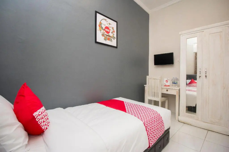 OYO Life 647 Irooms Homestay