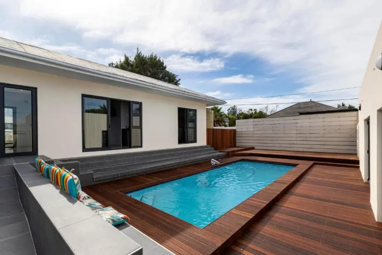 5th On Preston Guest House
