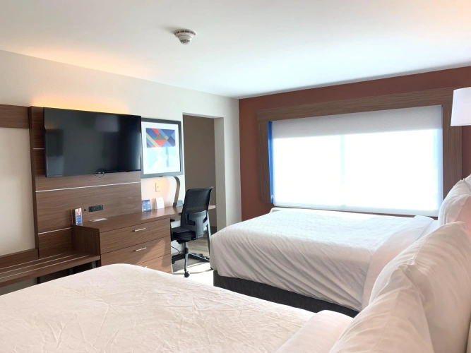 Quadruple Suite