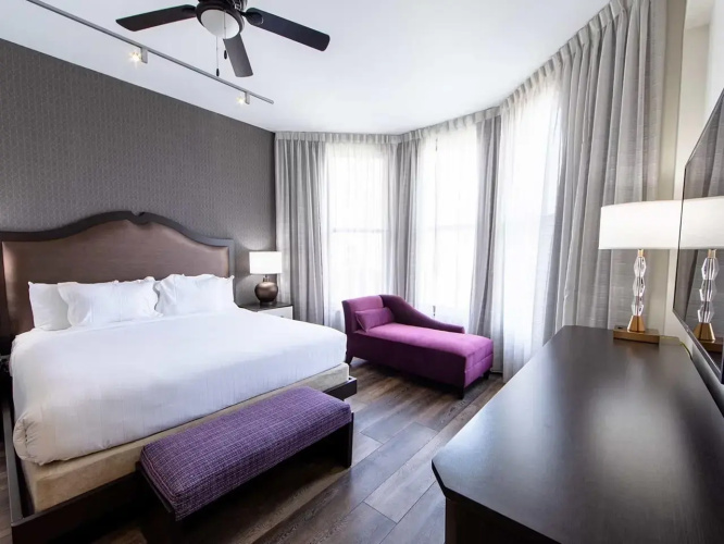 2 Bedrooms Villa