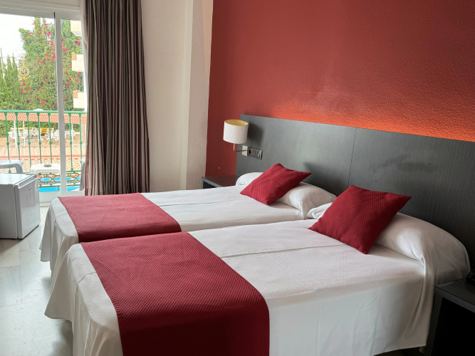 Nerja Club by Dorobe Hotels