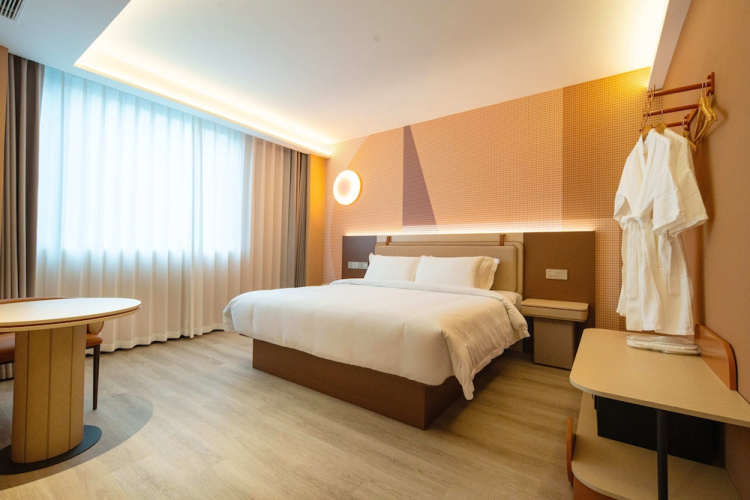 Leston Hotel