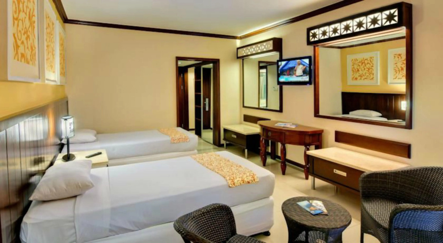Kuta One Party Hotel