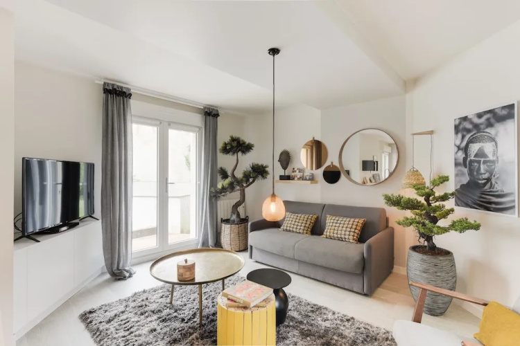 Bonzaï-superbe Logement Avec Parking