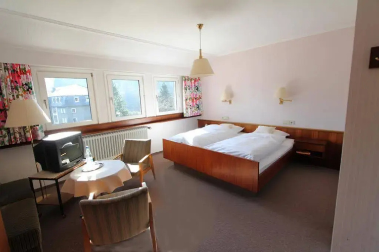 Hotel Gasthaus Trster