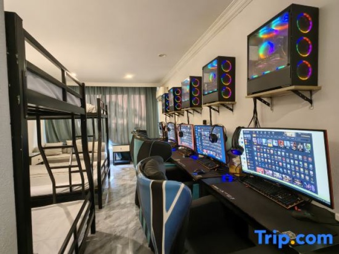 Standard Quintuple room