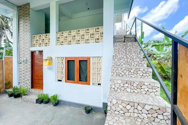 Winy House